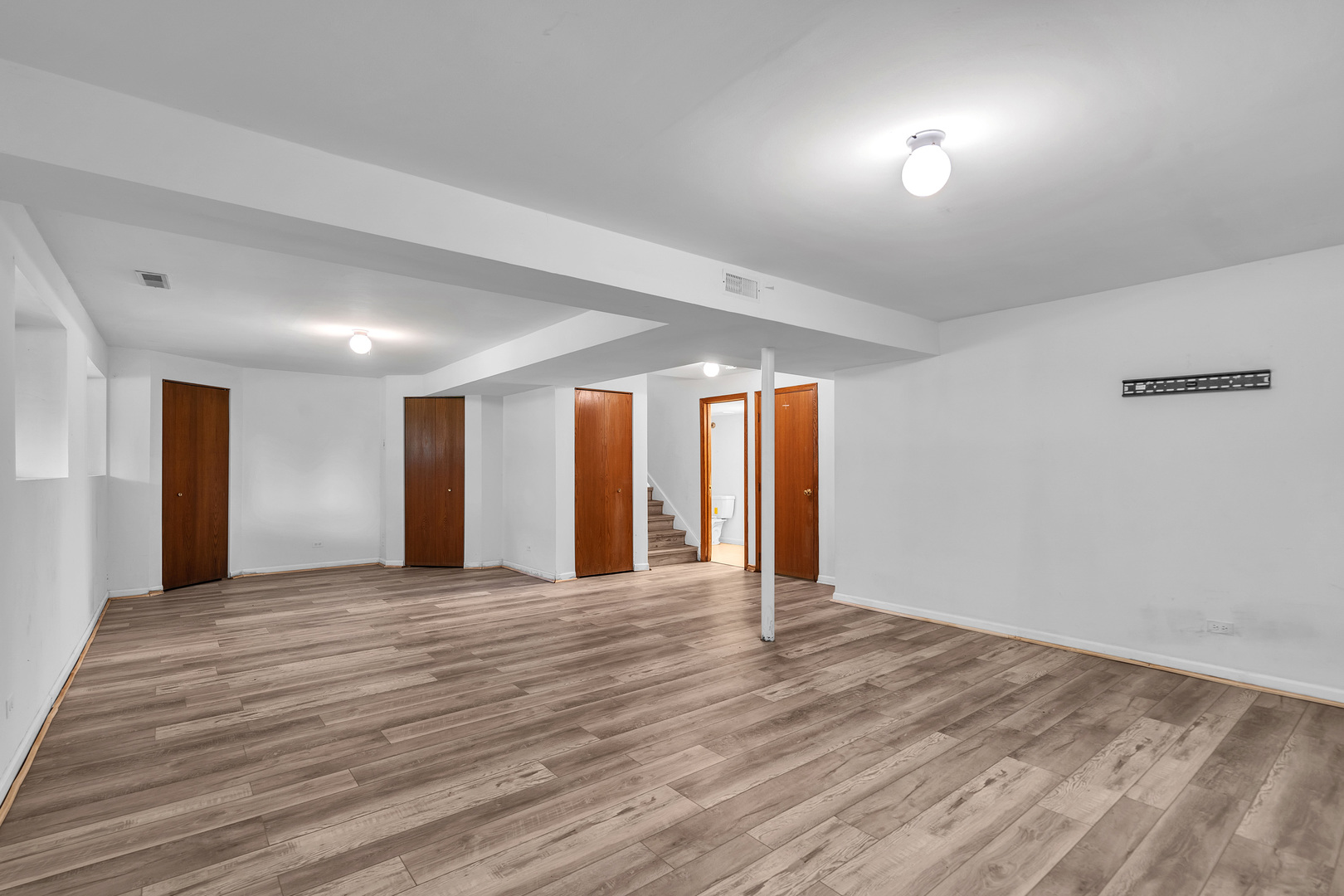 131 S Annandale Drive, Lake In The Hills, IL 60156