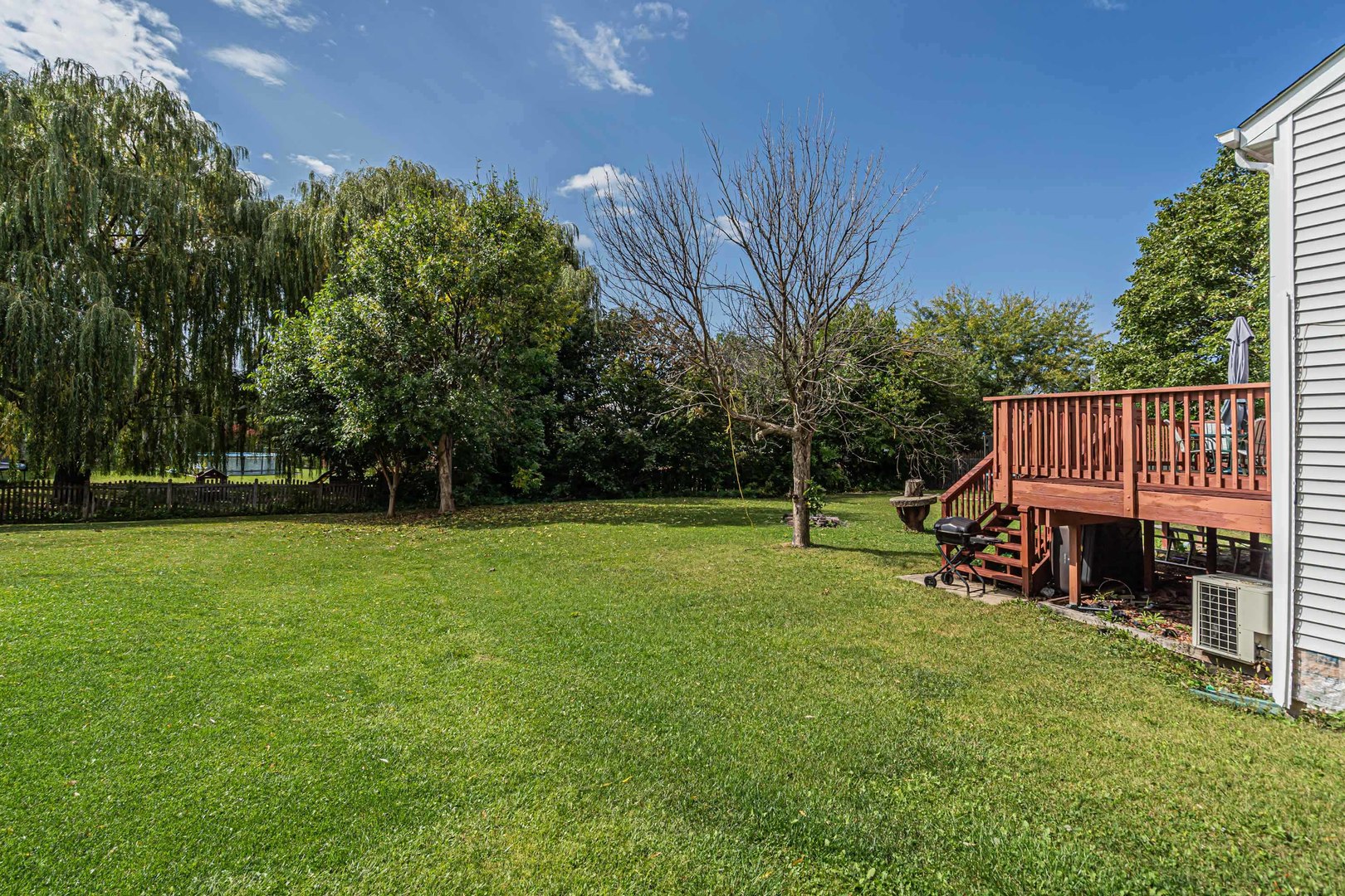 131 S Annandale Drive, Lake In The Hills, IL 60156