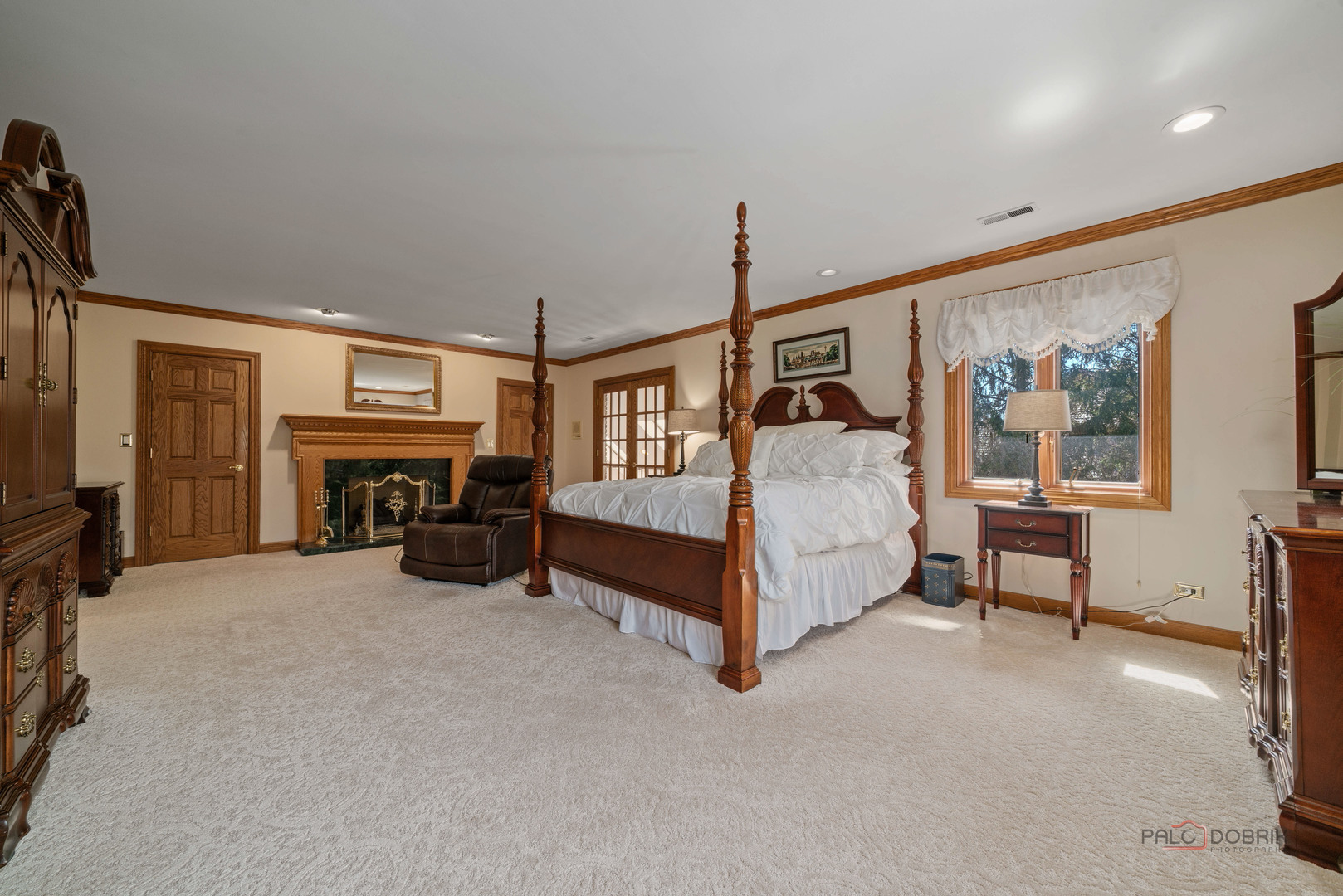1330 Kurtis Lane, Lake Forest, IL 60045