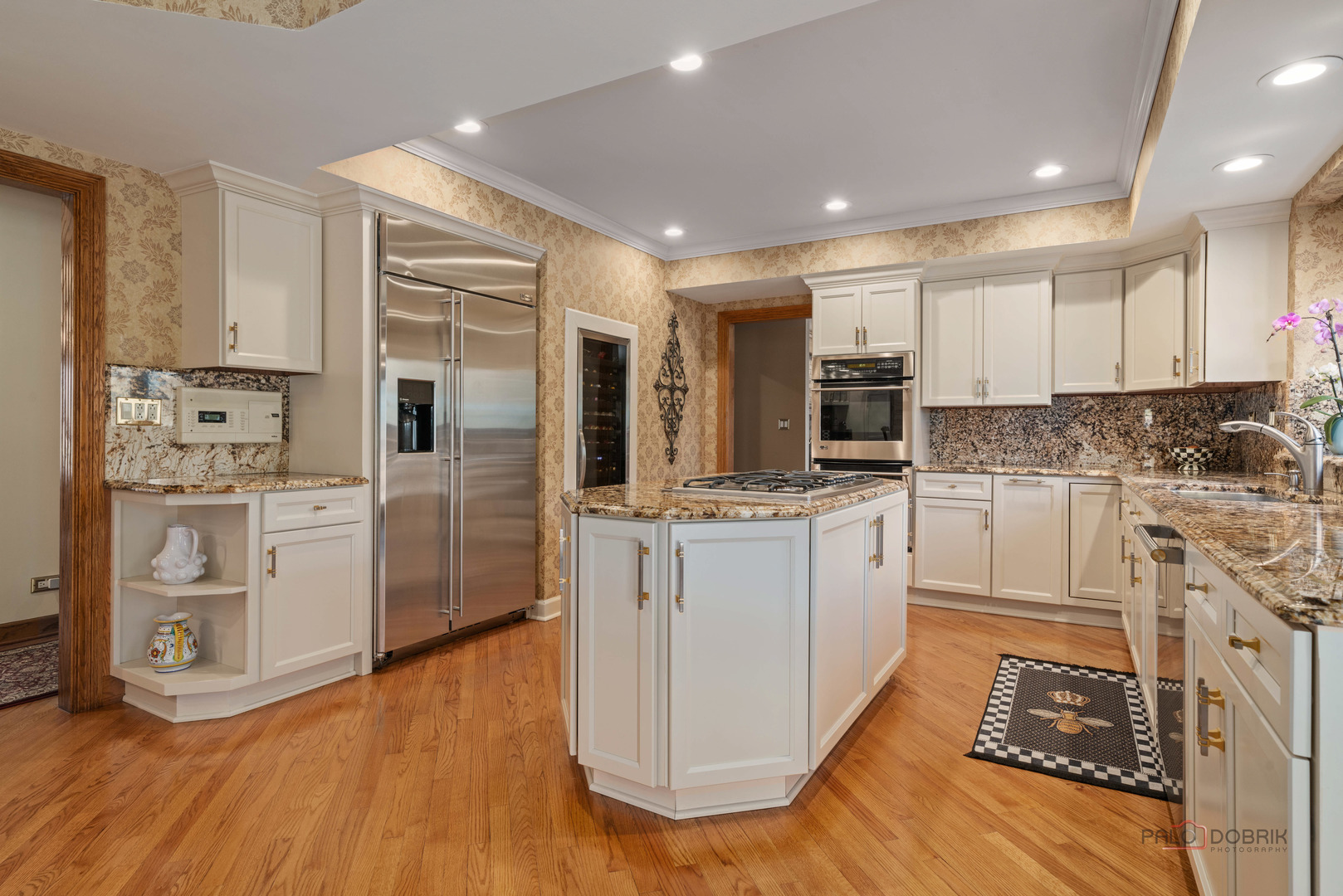 1330 Kurtis Lane, Lake Forest, IL 60045