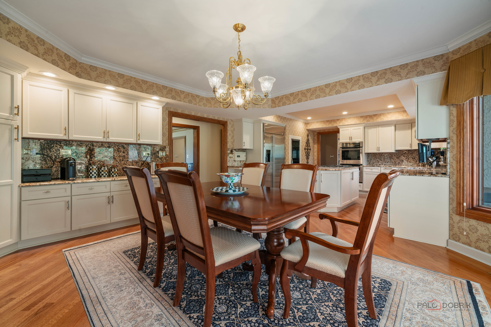 1330 Kurtis Lane, Lake Forest, IL 60045