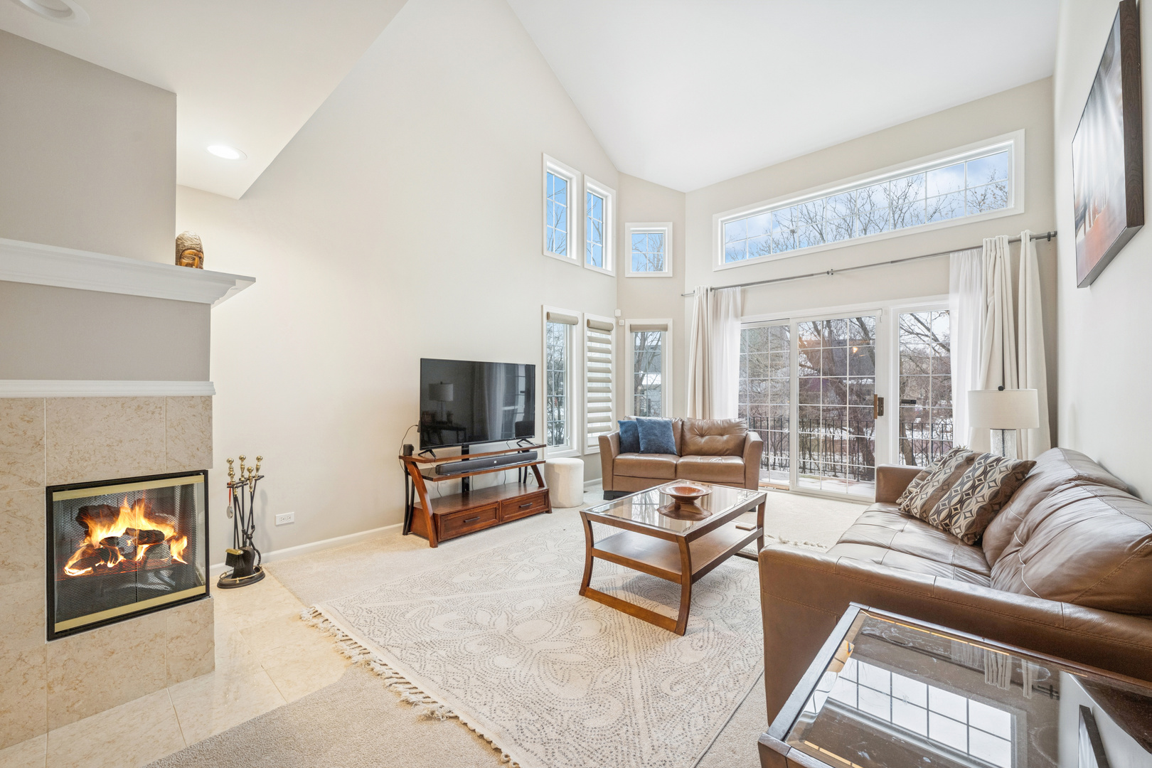 1053 N Glenview Court, Palatine, IL 60067