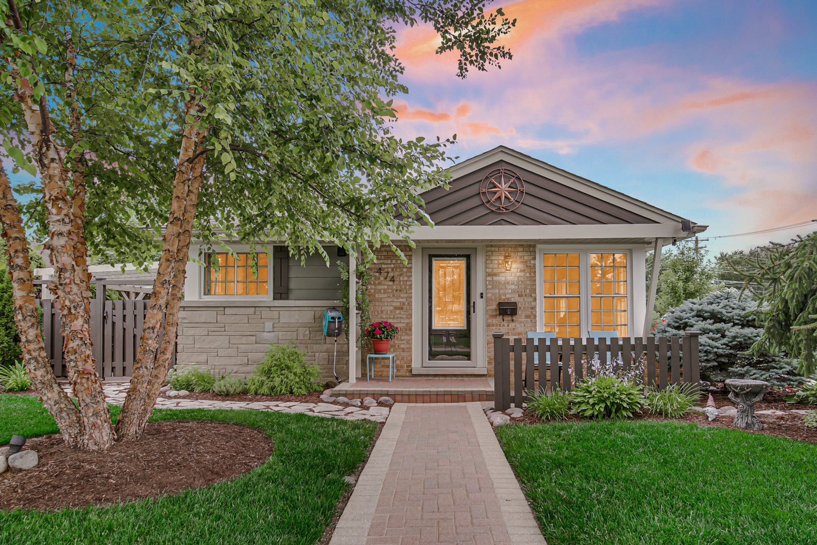 474 N Highview Avenue, Elmhurst, IL 60126