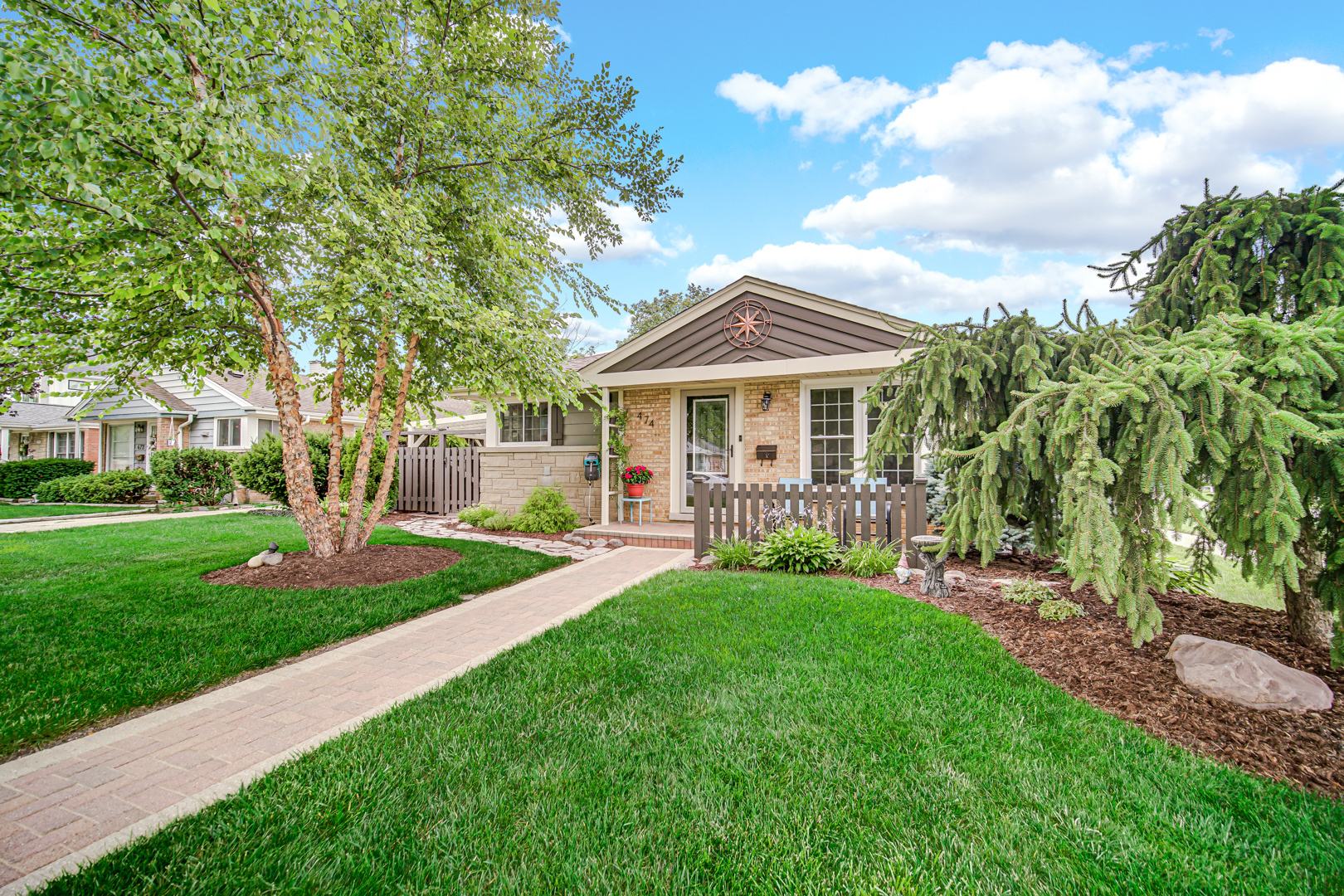 474 N Highview Avenue, Elmhurst, IL 60126