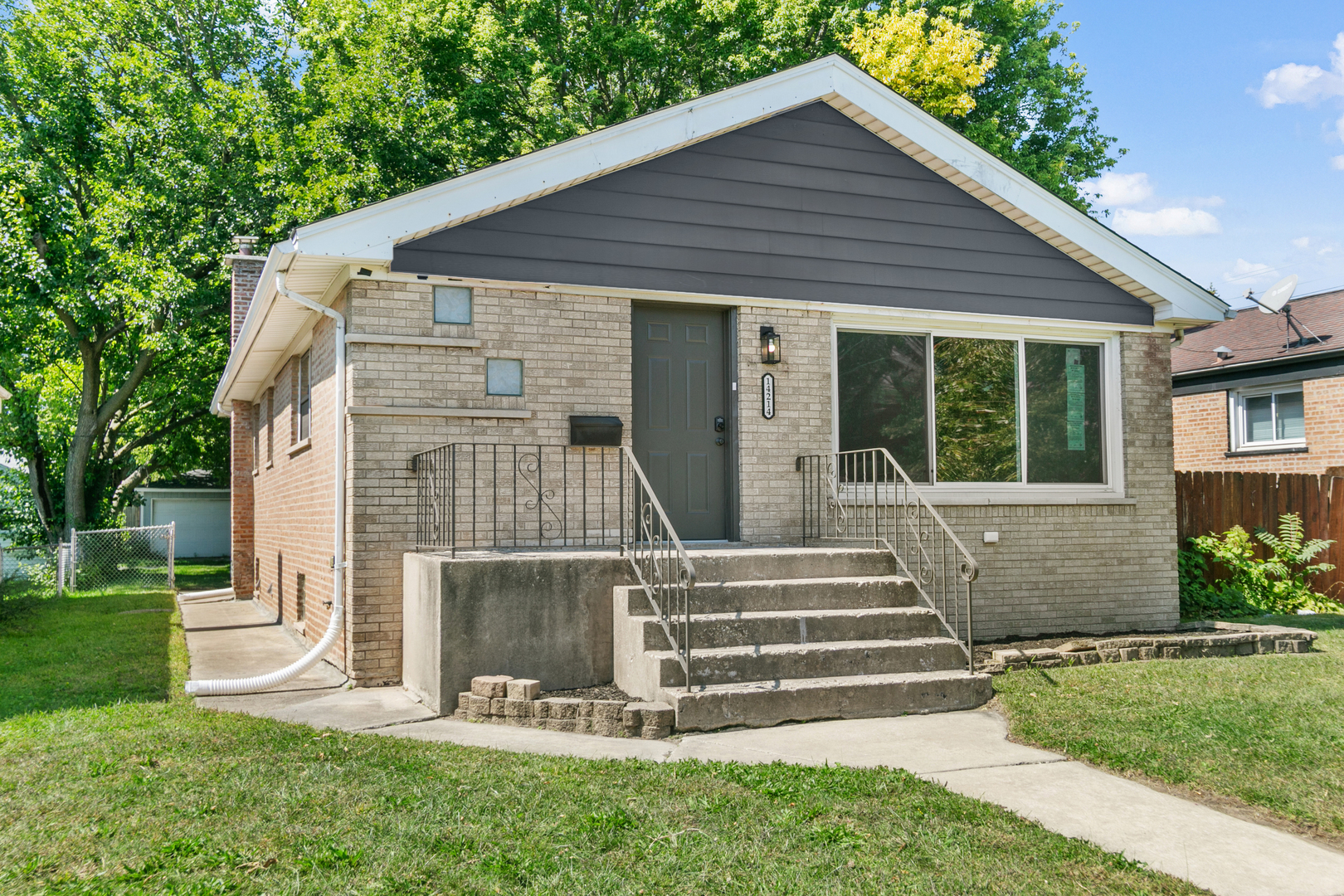 14214 Minerva Avenue, Dolton, IL 60419