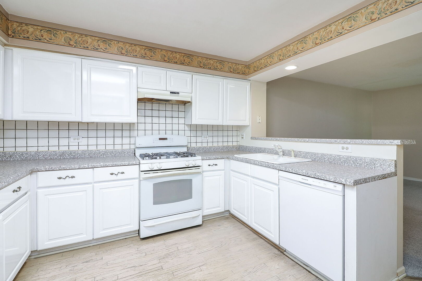 164 Springdale Lane, Bloomingdale, IL 60108