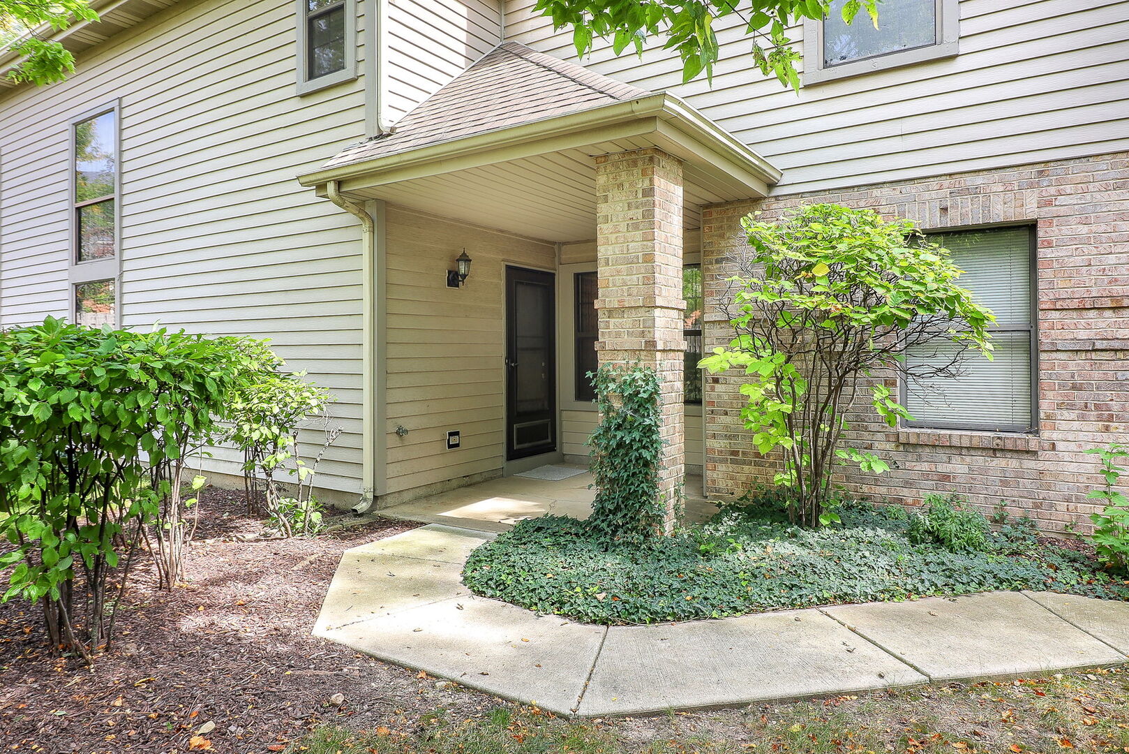164 Springdale Lane, Bloomingdale, IL 60108