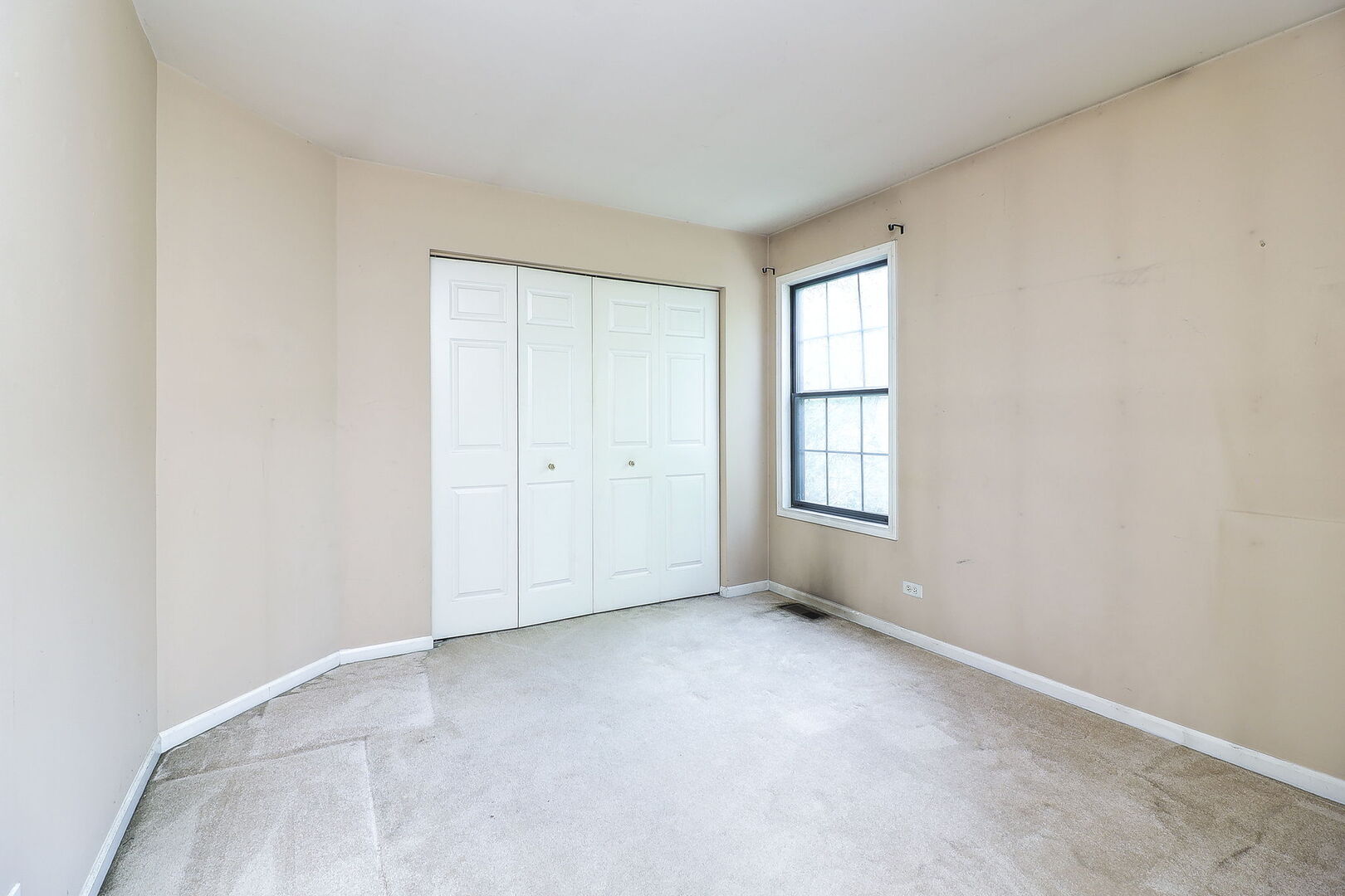 164 Springdale Lane, Bloomingdale, IL 60108