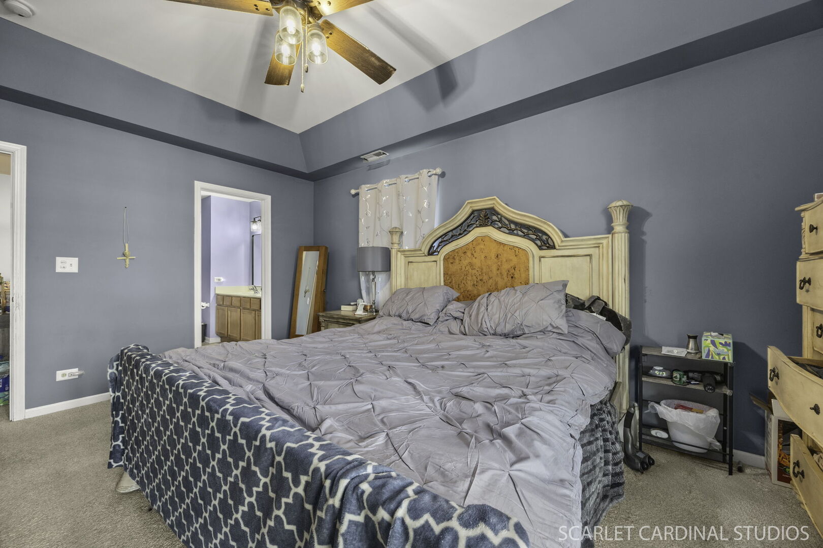 2327 Georgetown Circle, Aurora, IL 60503