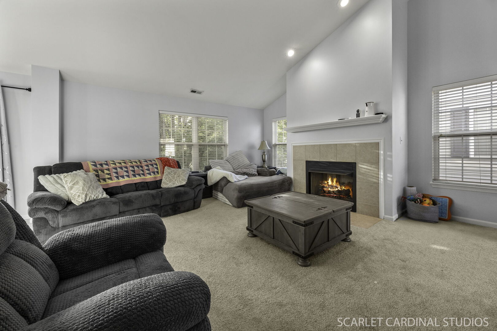 2327 Georgetown Circle, Aurora, IL 60503