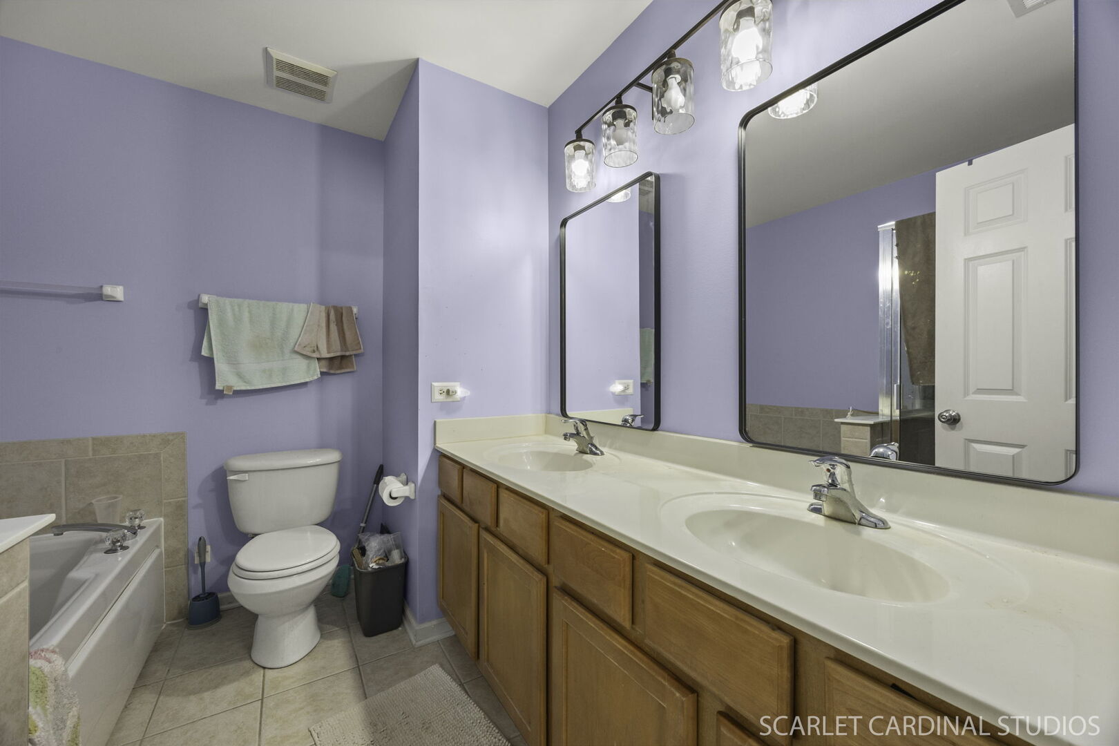 2327 Georgetown Circle, Aurora, IL 60503