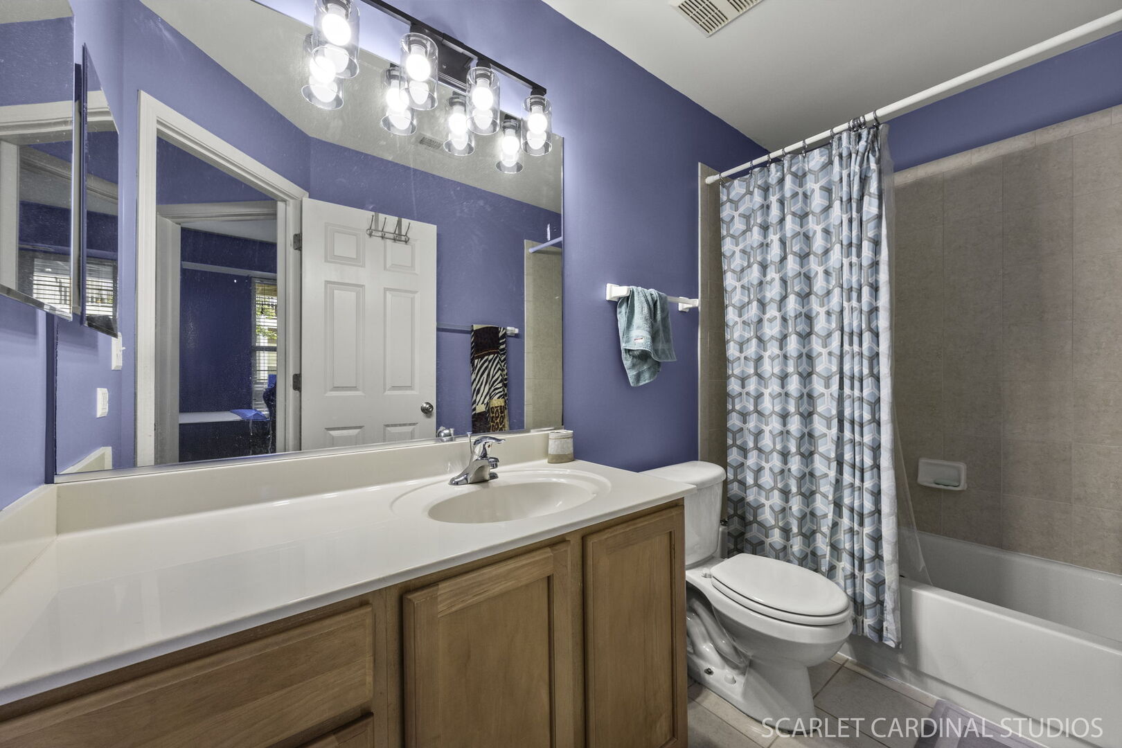 2327 Georgetown Circle, Aurora, IL 60503