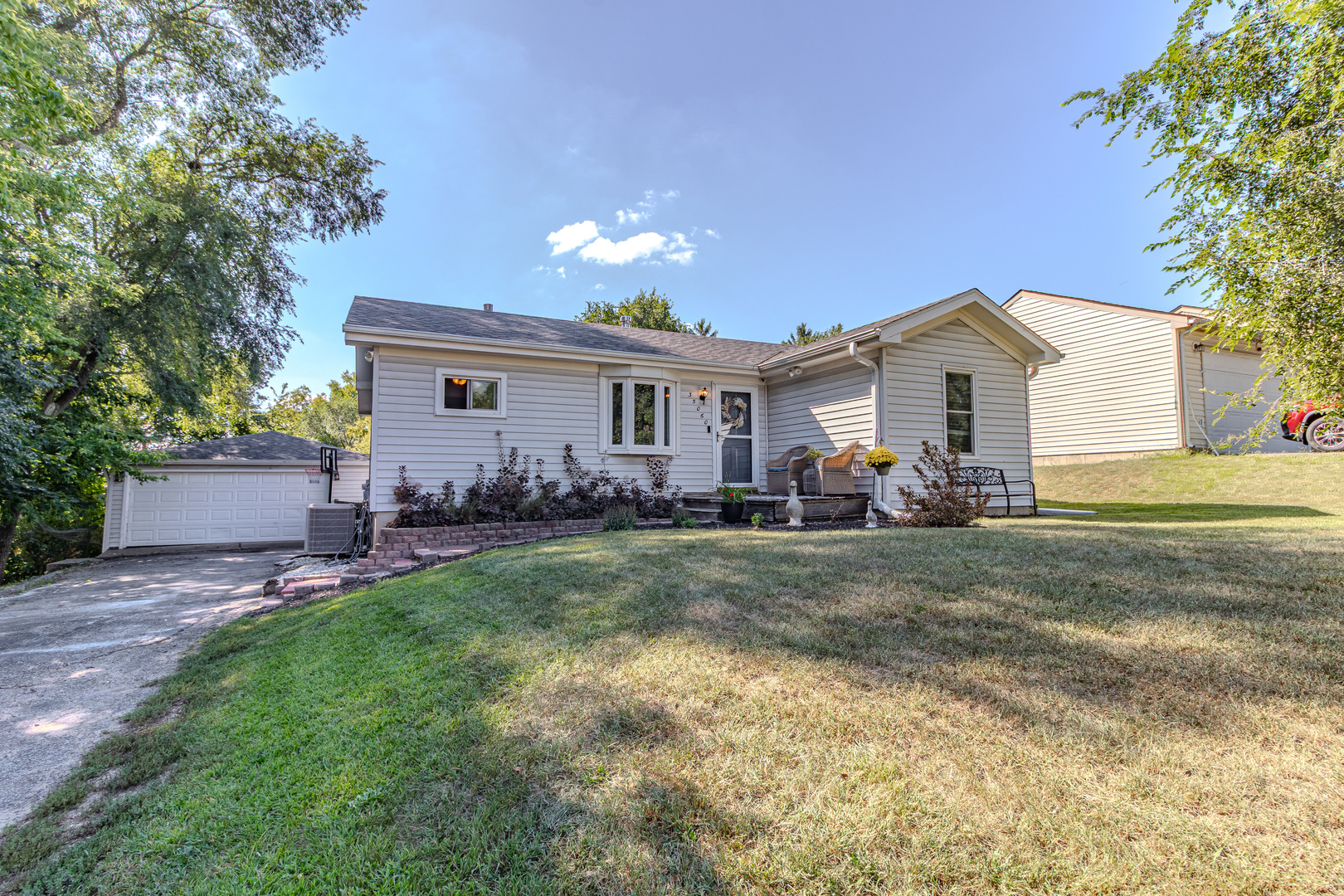 35060 N Hilldale Drive, Ingleside, IL 60041
