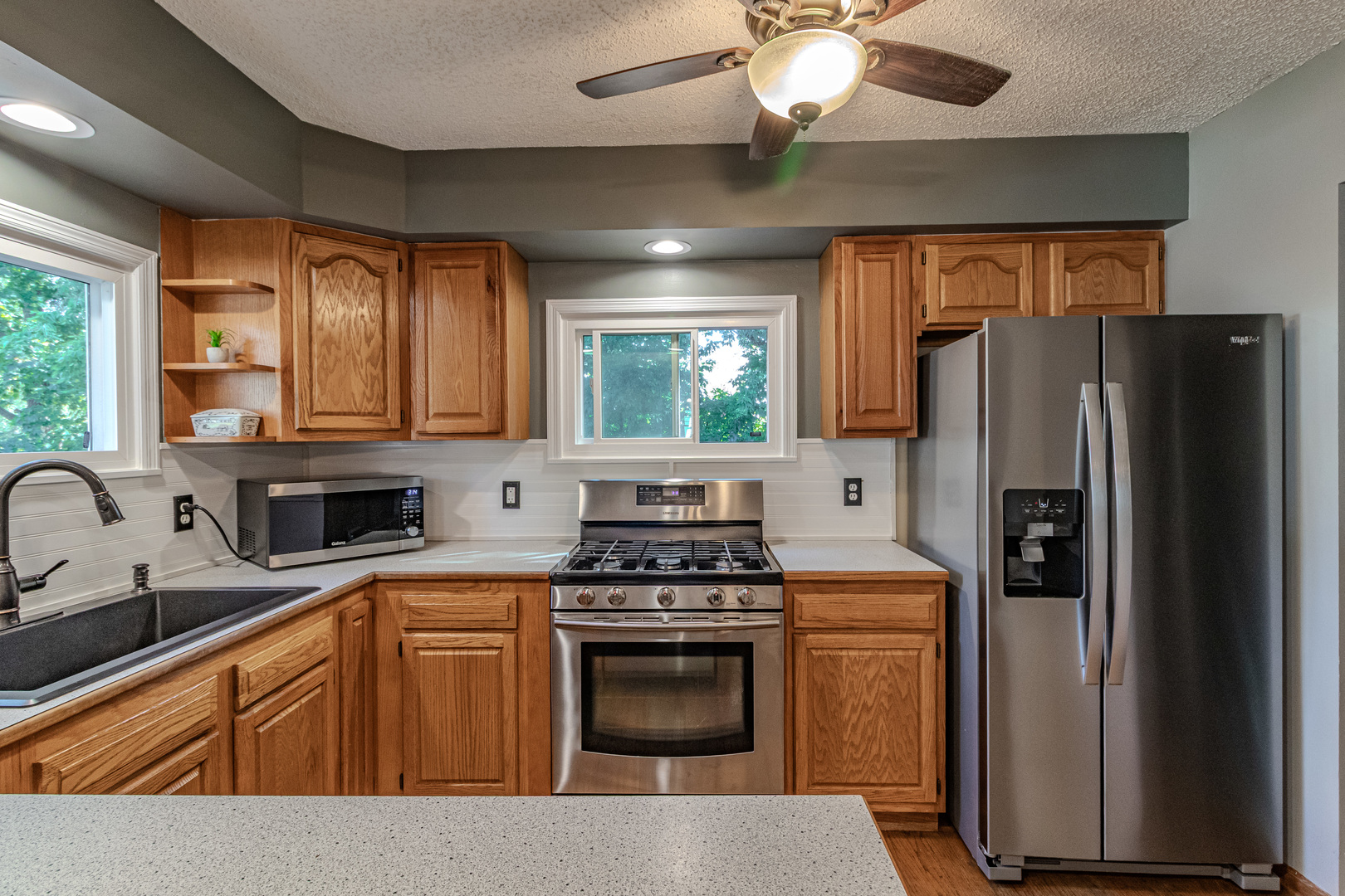 35060 N Hilldale Drive, Ingleside, IL 60041
