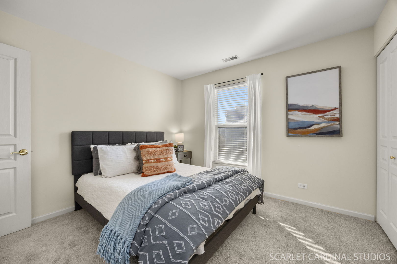 3123 Ollerton Avenue, Aurora, IL 60502