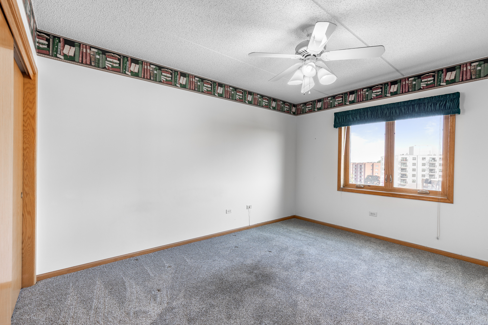 675 Pearson Street #710, Des Plaines, IL 60016