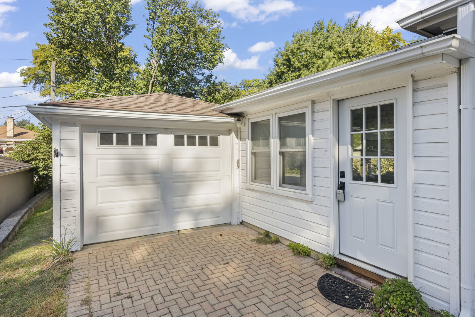 418 S Williston Street, Wheaton, IL 60187