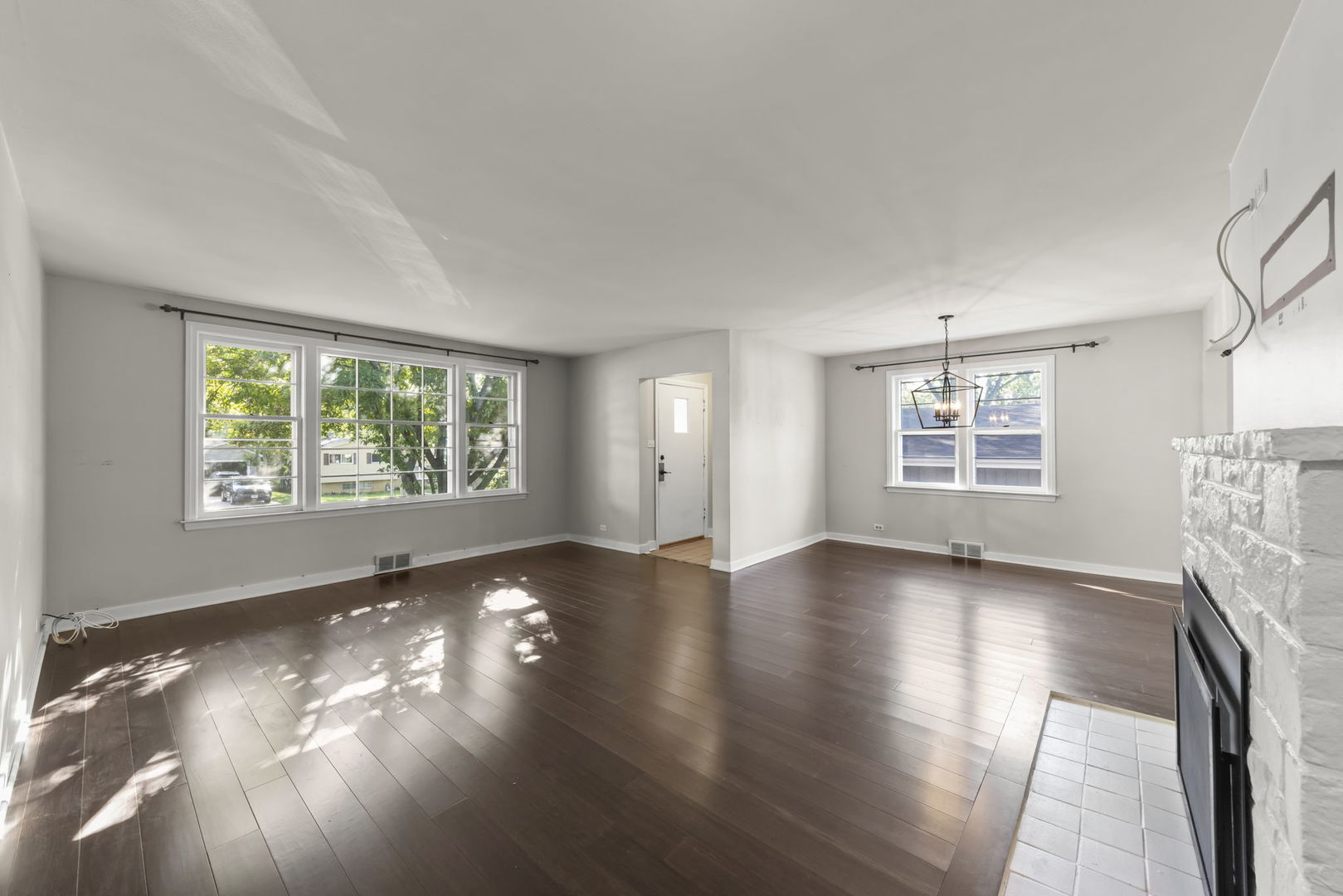 418 S Williston Street, Wheaton, IL 60187