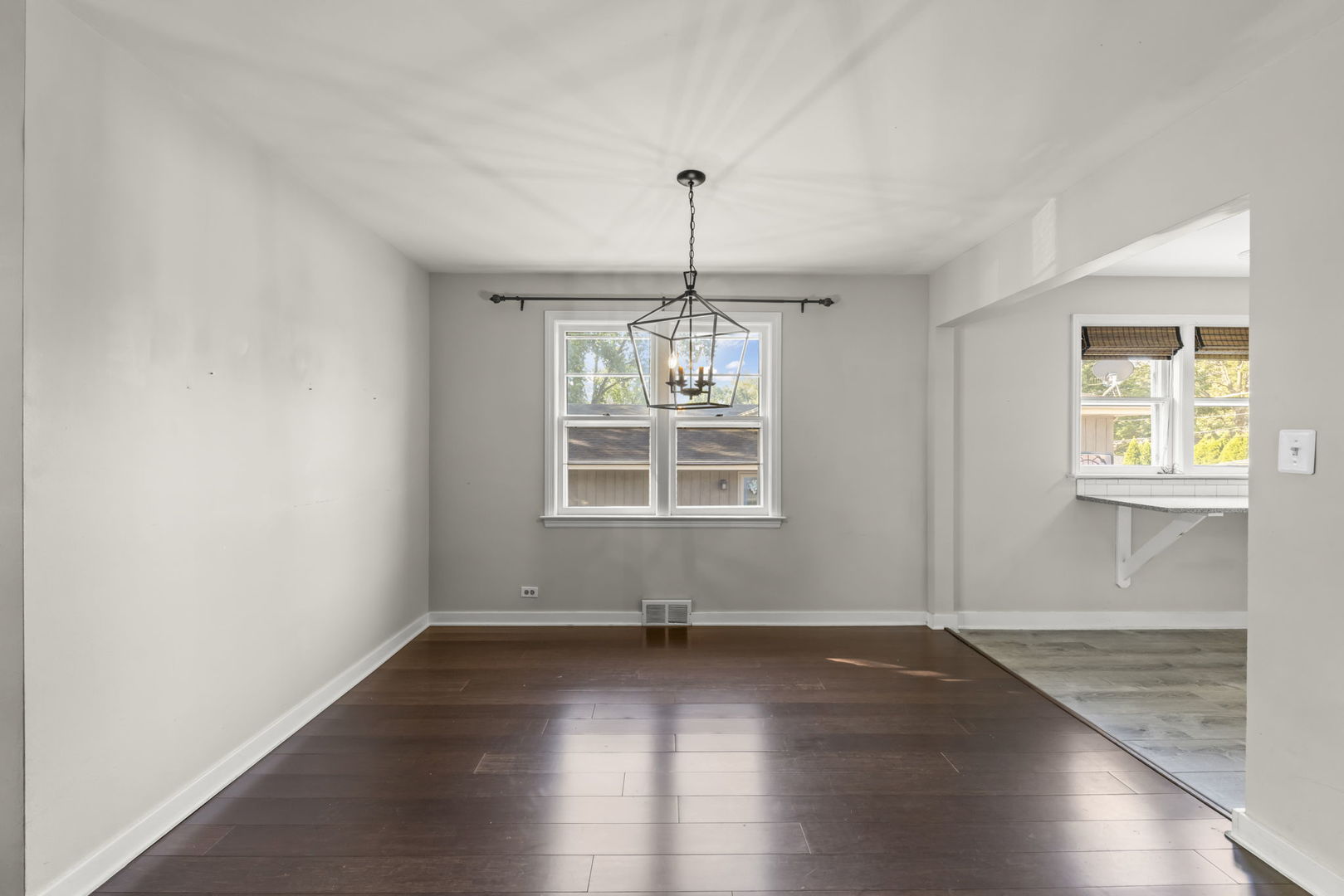 418 S Williston Street, Wheaton, IL 60187