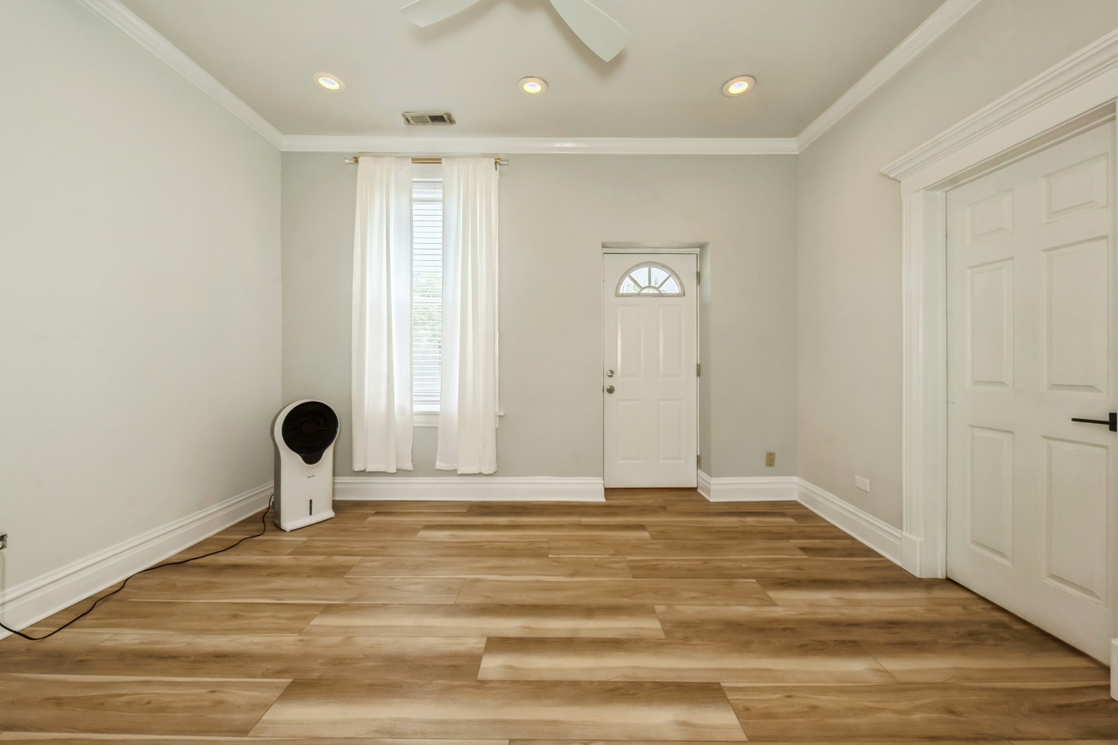 2515 W Augusta Boulevard #3S, Chicago, IL 60622