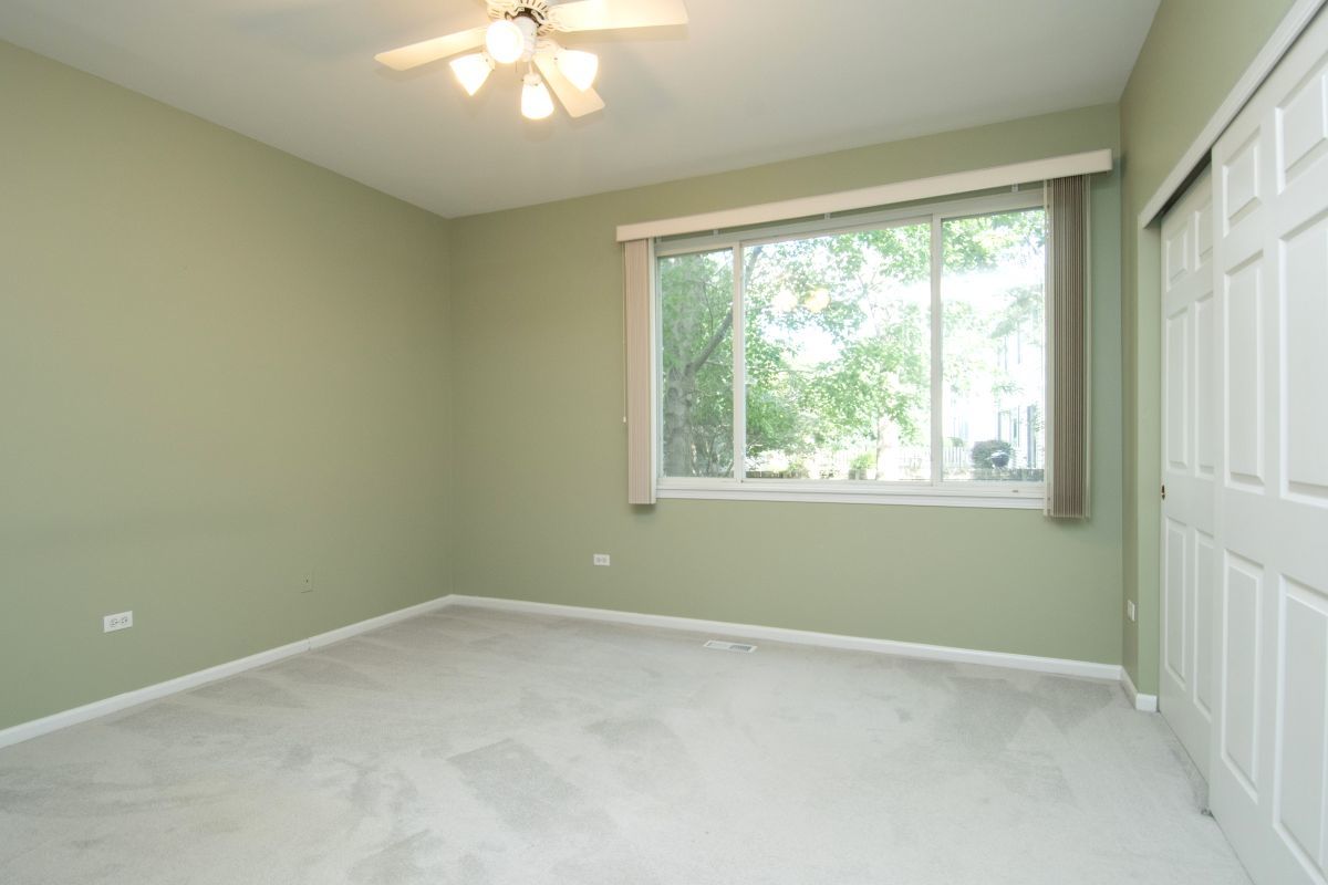 2016 Fulham Drive #2016, Naperville, IL 60564