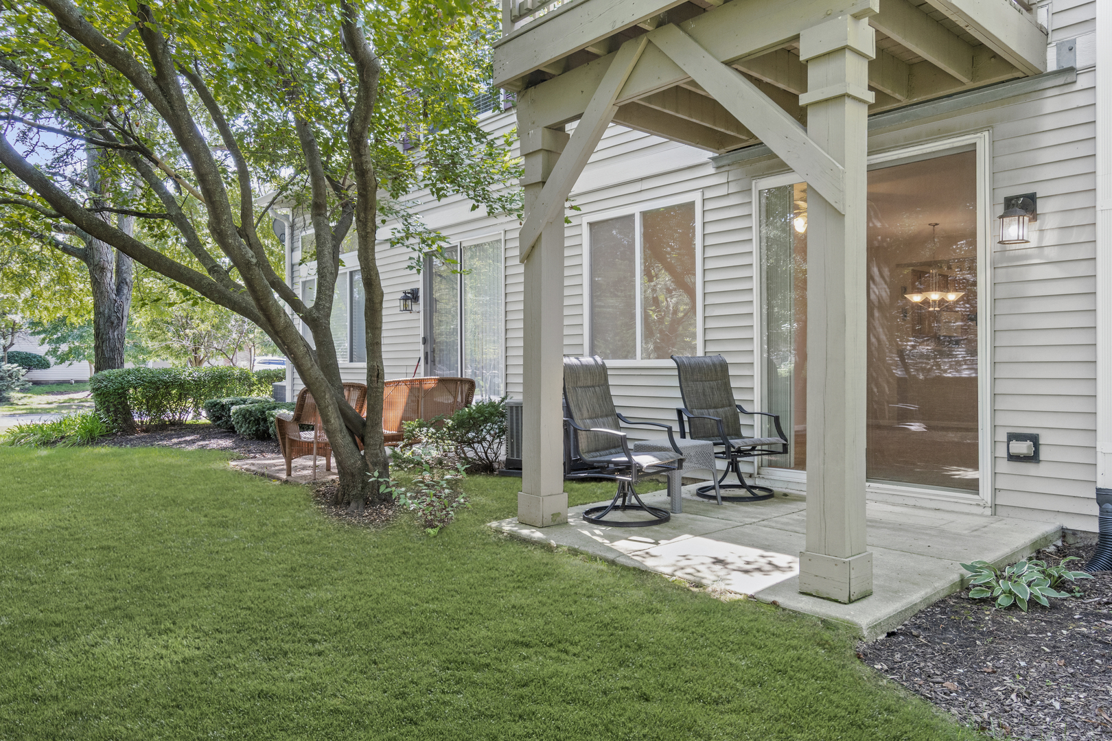 2016 Fulham Drive #2016, Naperville, IL 60564