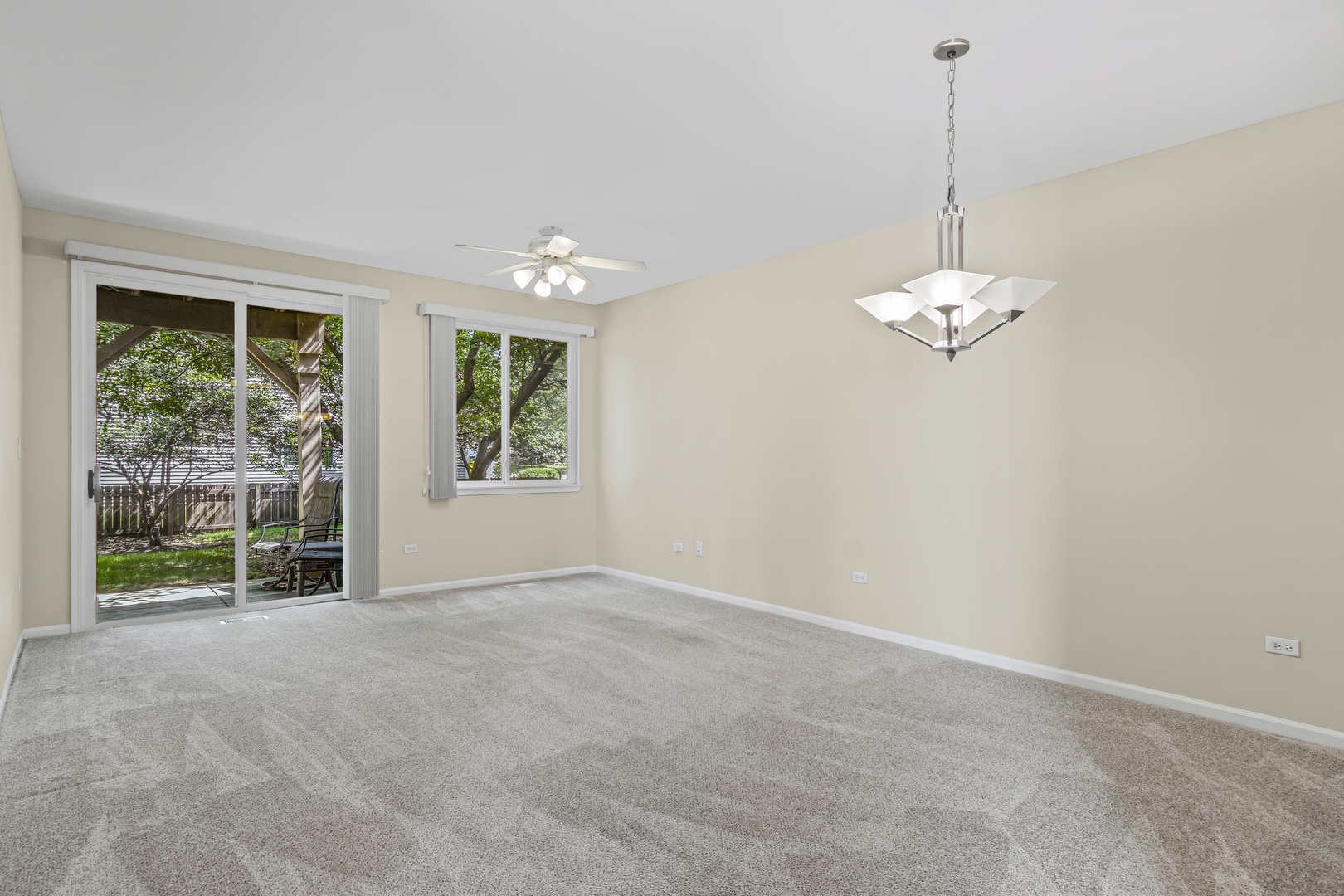 2016 Fulham Drive #2016, Naperville, IL 60564
