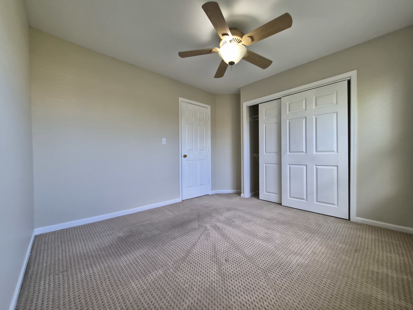 3064 SERENITY Lane #3064, Naperville, IL 60564