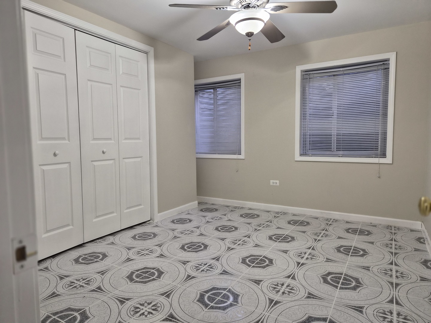 3064 SERENITY Lane #3064, Naperville, IL 60564