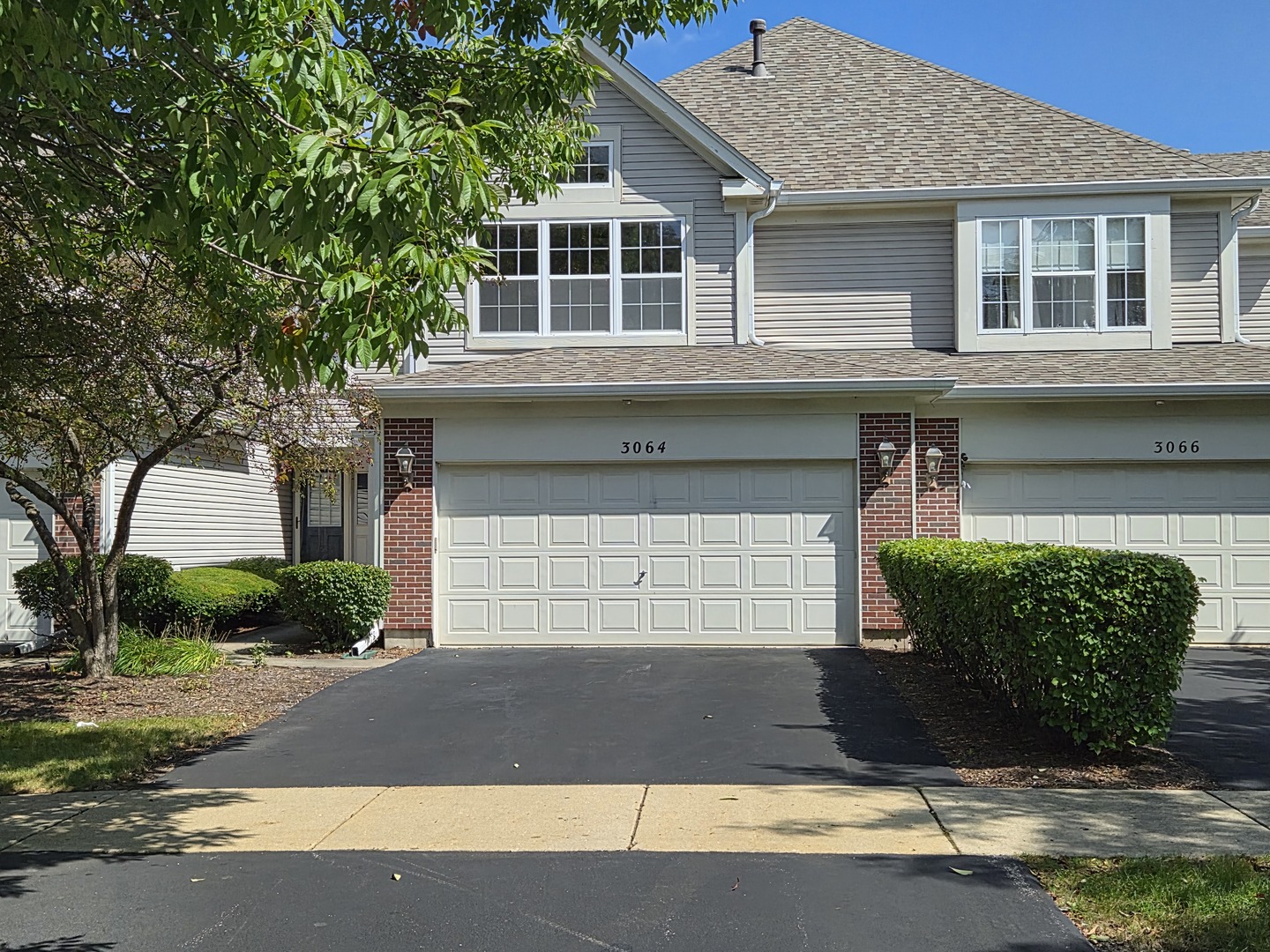 3064 SERENITY Lane #3064, Naperville, IL 60564