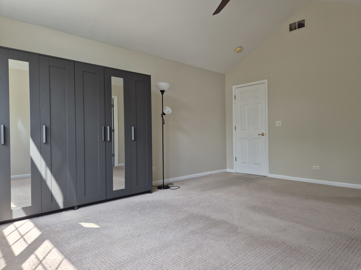 3064 SERENITY Lane #3064, Naperville, IL 60564