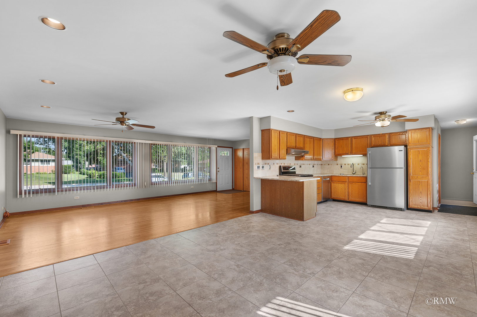 365 Washington Boulevard, Hoffman Estates, IL 60169