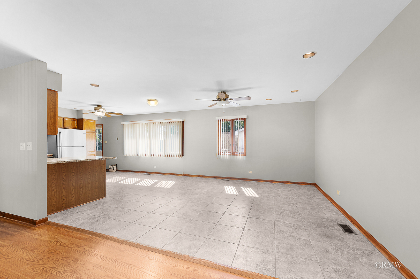 365 Washington Boulevard, Hoffman Estates, IL 60169