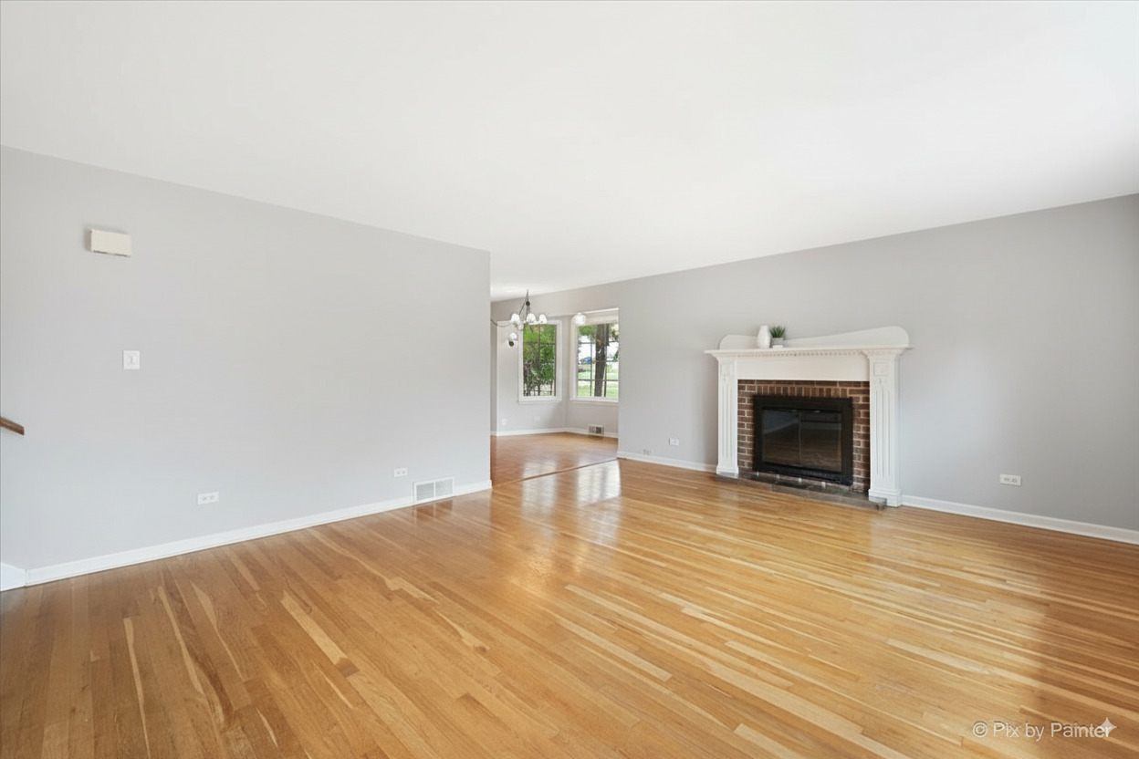 669 Terry Road, Glendale Heights, IL 60139