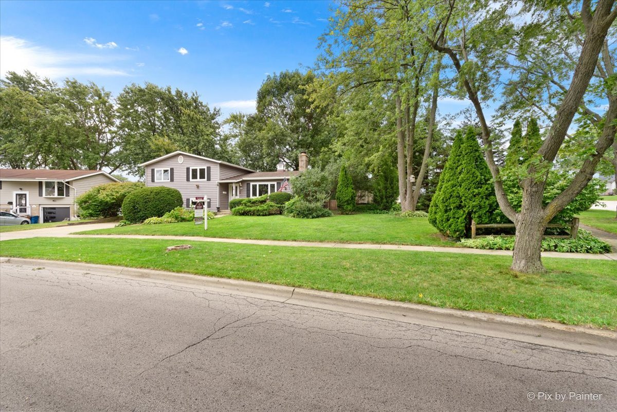 669 Terry Road, Glendale Heights, IL 60139
