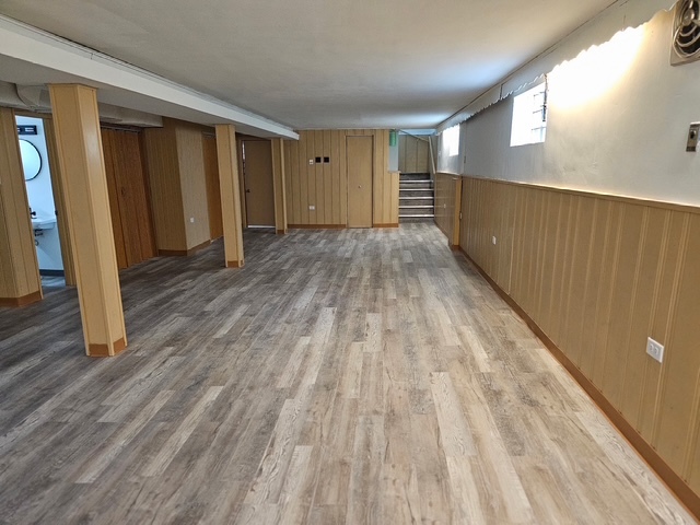 11834 S Campbell Avenue, Chicago, IL 60655