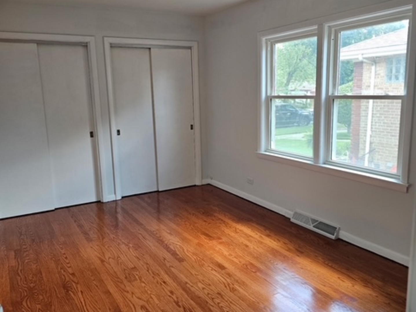 11834 S Campbell Avenue, Chicago, IL 60655