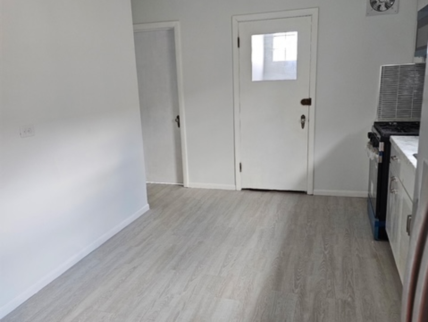 11834 S Campbell Avenue, Chicago, IL 60655