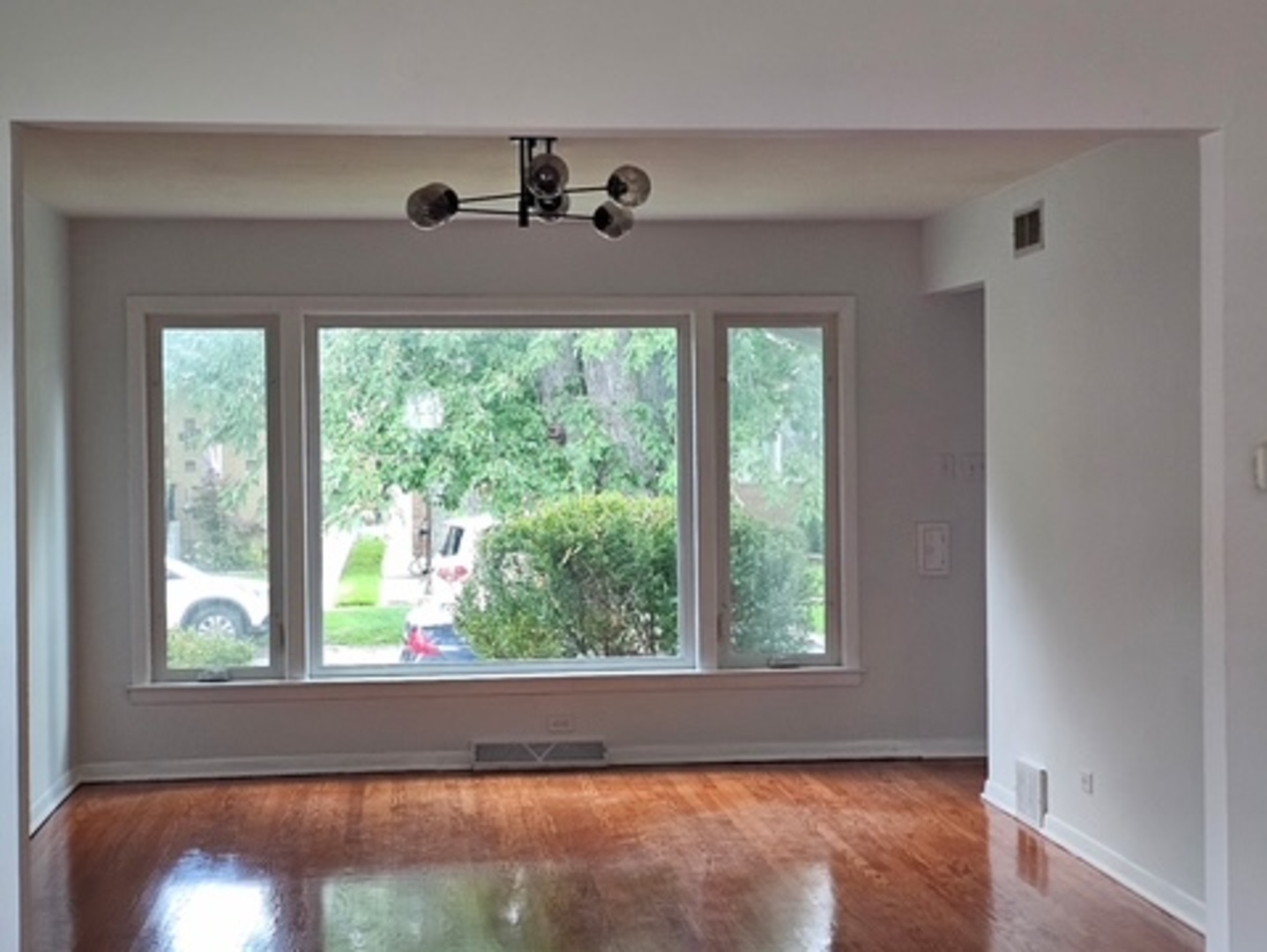11834 S Campbell Avenue, Chicago, IL 60655