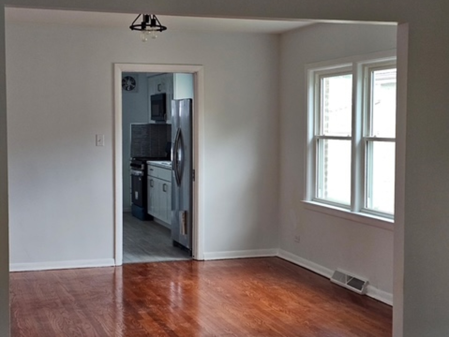 11834 S Campbell Avenue, Chicago, IL 60655