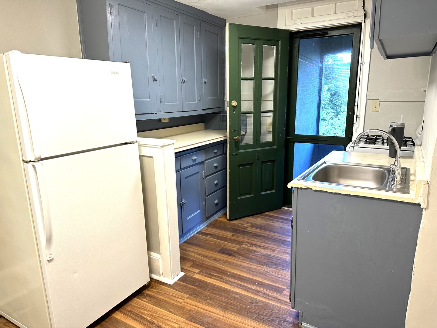 312 Fulton Street #2ndFL, Elgin, IL 60120