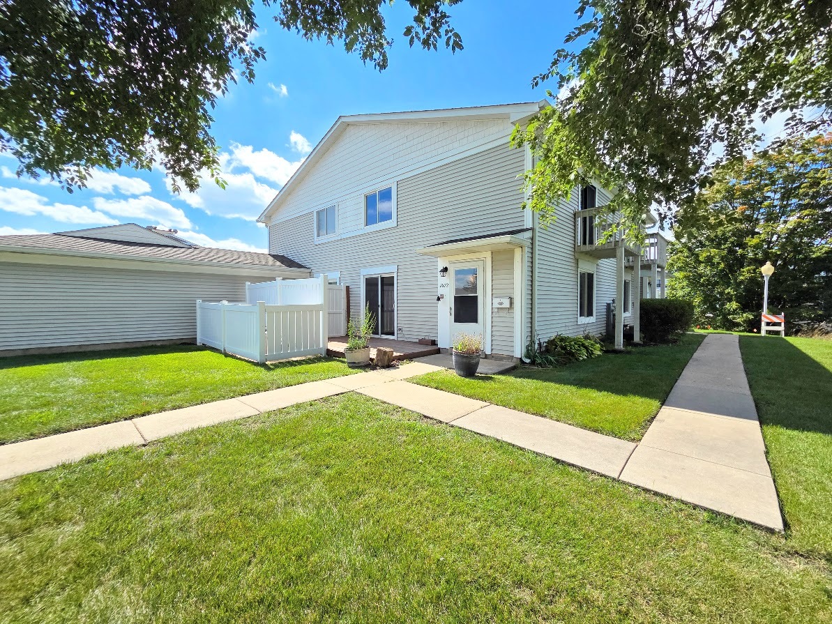 1672 Cornell Drive, Hoffman Estates, IL 60169