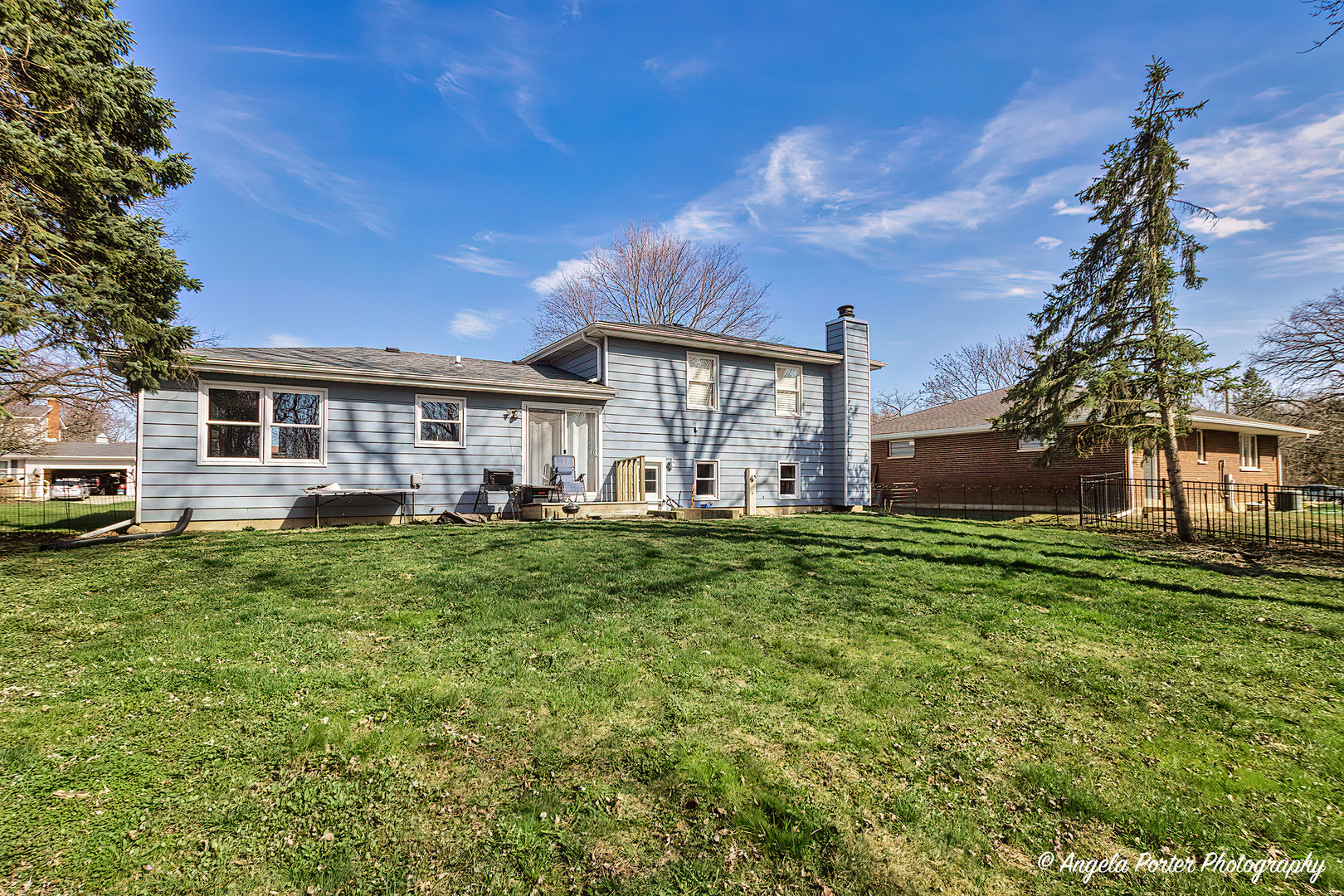 672 Garys Drive, Antioch, IL 60002