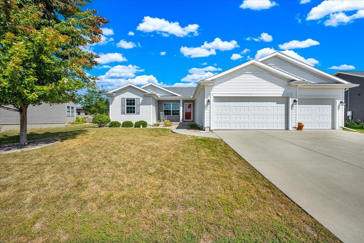 2770 Sedona Drive, Normal, IL 61761