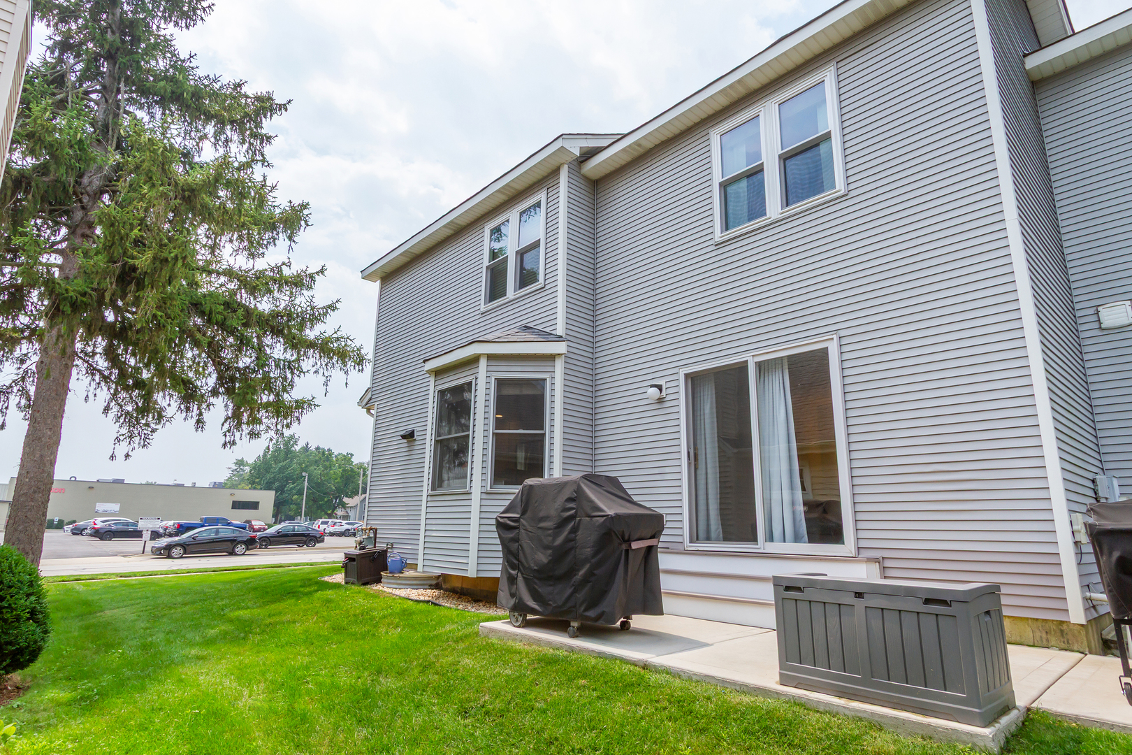 725 Stevens Street, Geneva, IL 60134