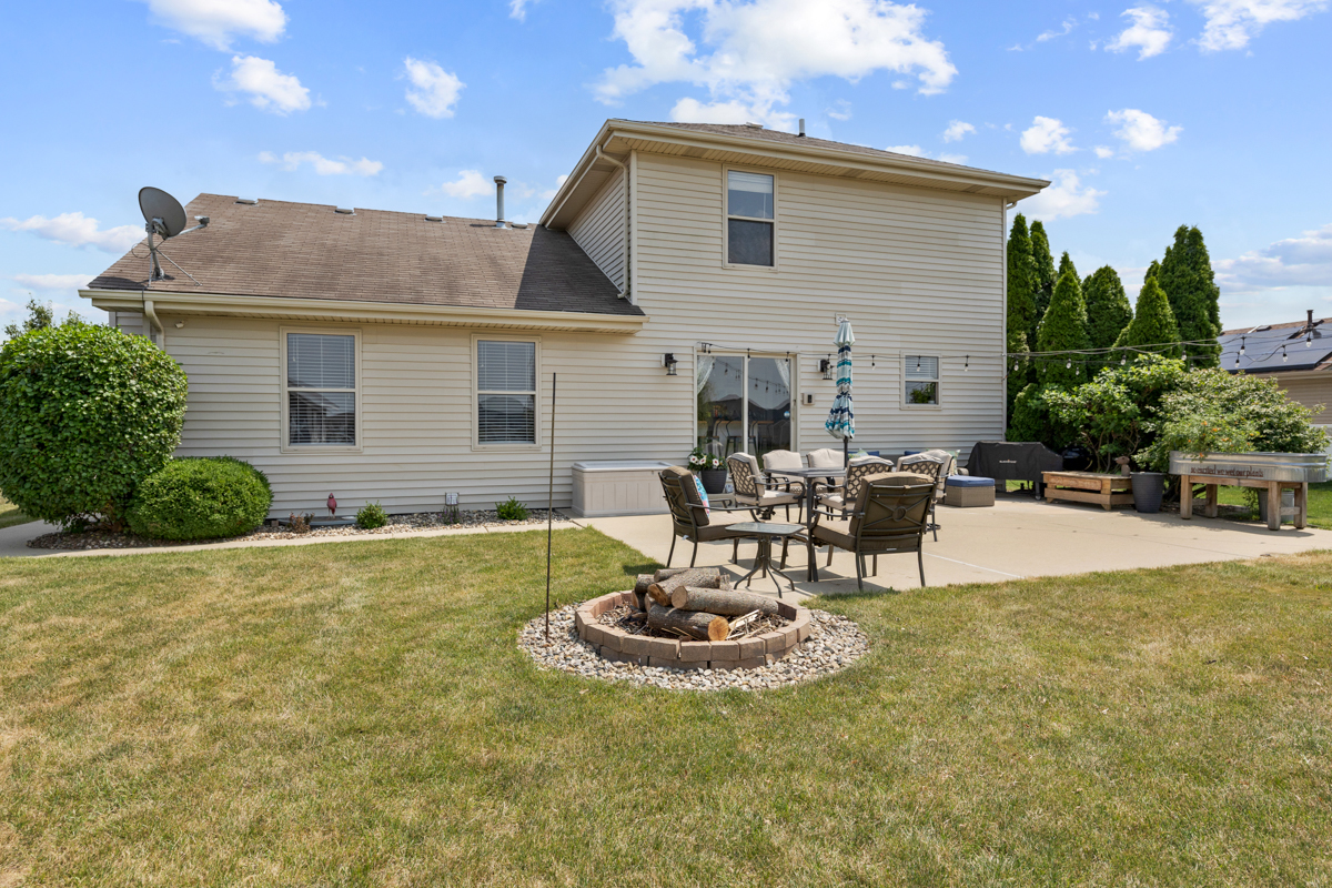 1751 Eagles Landing Drive, Manteno, IL 60950