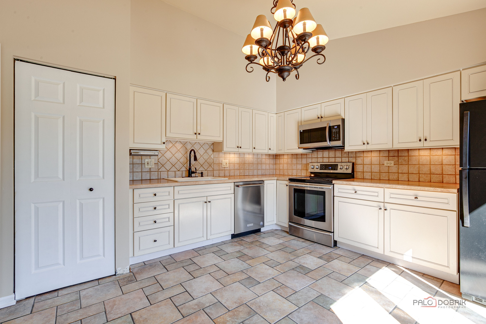 1217 Gulfstream Parkway #0, Libertyville, IL 60048