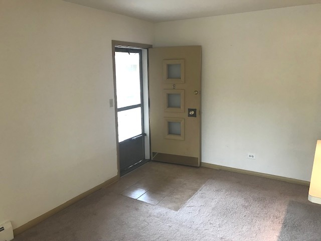 725 BUSSE Highway #6, Park Ridge, IL 60068