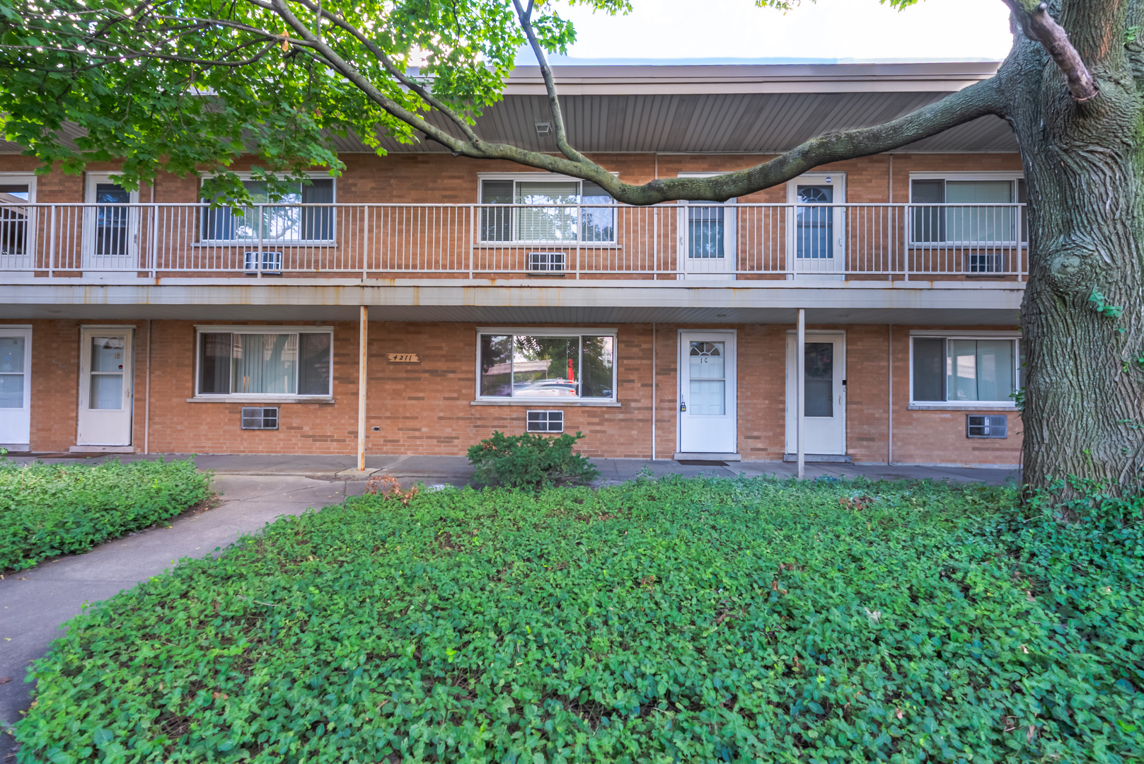 4211 W 95th Street #1C, Oak Lawn, IL 60453