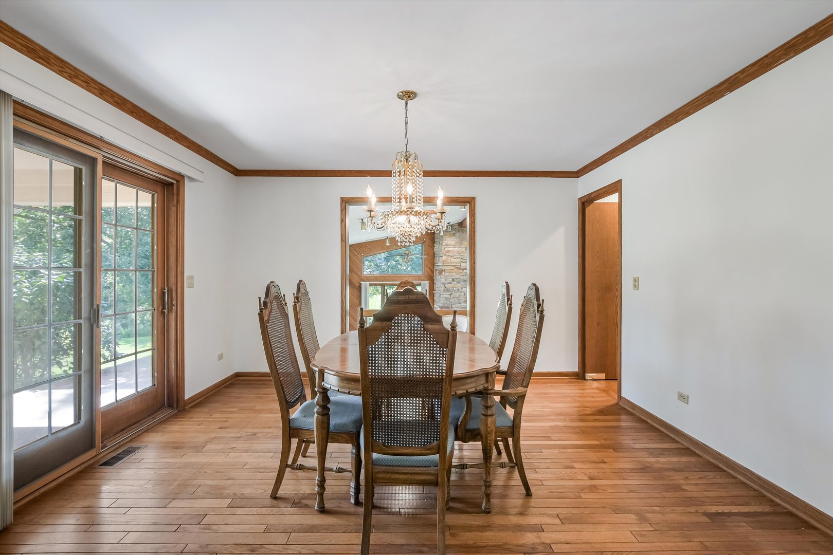 1481 Thor Drive, Inverness, IL 60067